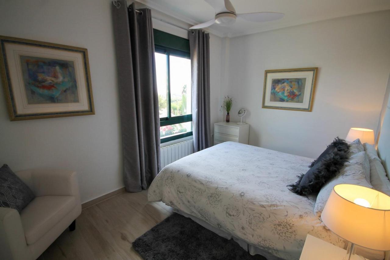 Luxury 2 Bed, 2 Bath Apartment With Sea View, Central Heating And New Bathrooms. Dehesa de Campoamor  Luaran gambar