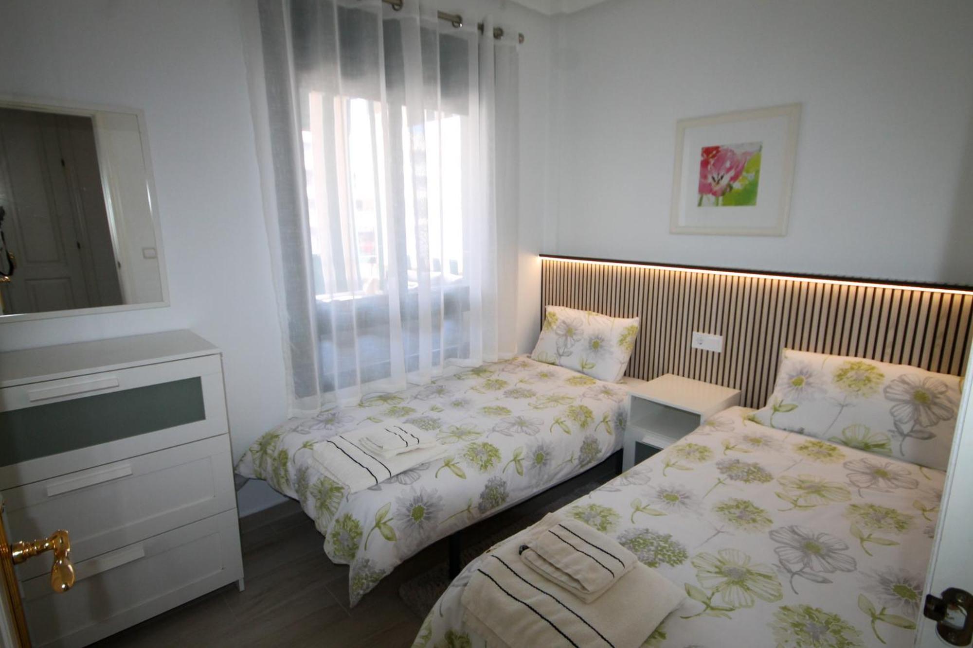 Luxury 2 Bed, 2 Bath Apartment With Sea View, Central Heating And New Bathrooms. Dehesa de Campoamor  Luaran gambar